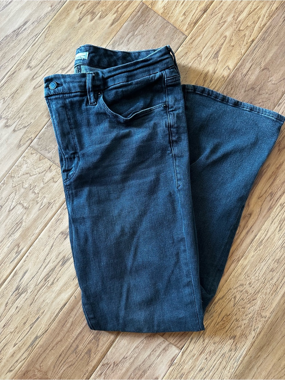 Good American Gray Denim Jeans Waistband with Brand Label